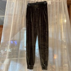 Velour army green elastic waist and and ankle pants.